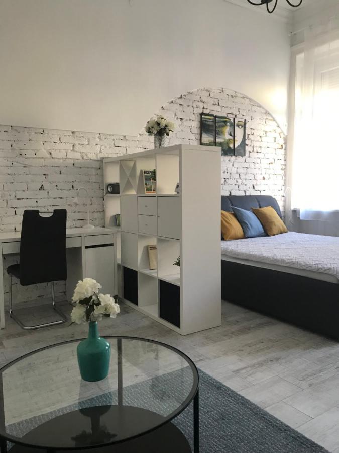 Westend Budapest Bagian luar foto
